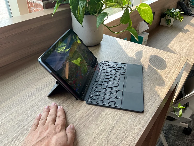 Lenovo Chromebook tablet 10.1 inch FHD63167581117059111