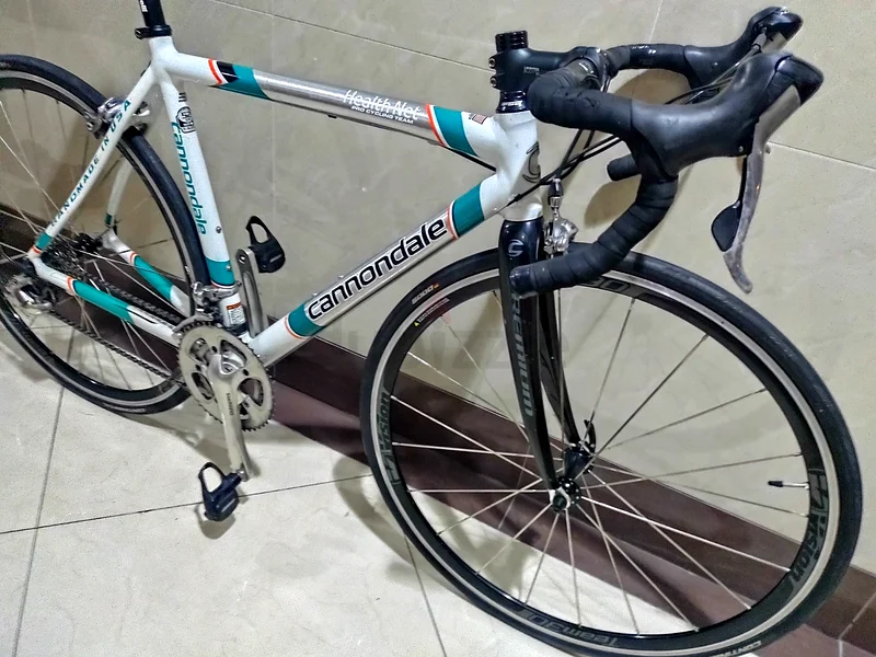 Cannondale Special RoadBike Shimano Ultegra/105 ClassicBike HighSpecifications Limited Edition63252438374529114