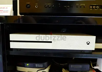 Microsoft Xbox One S - Dream Console for Gamers