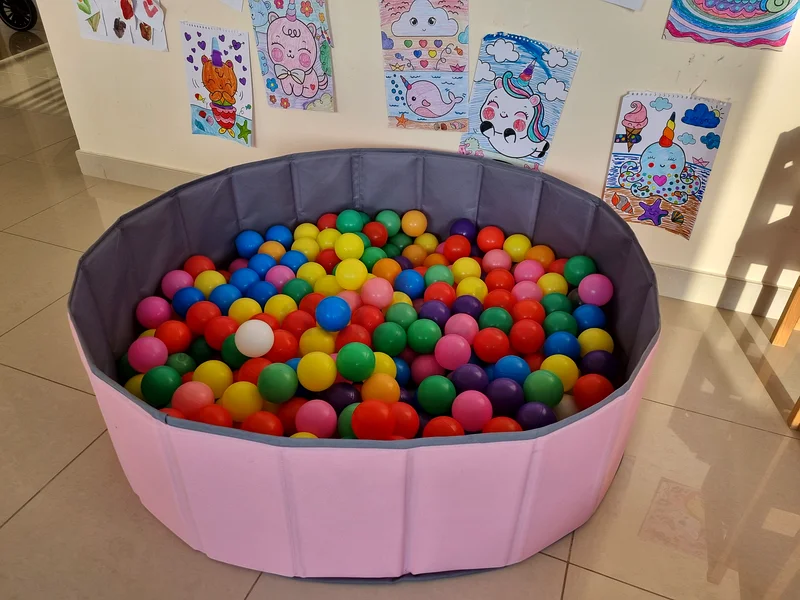 حفرة كرات بألوان زاهية63230186001667112