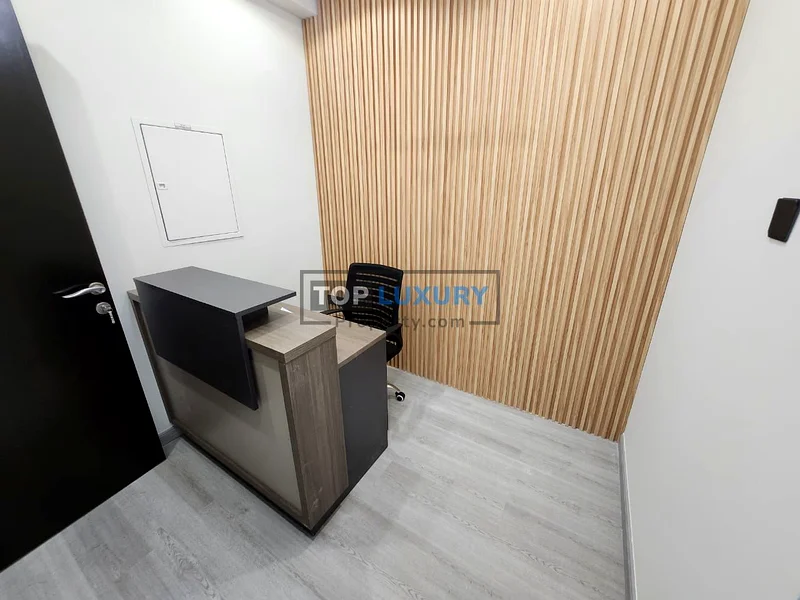 NEWLY RENOVATED | FULL FLOOR AVAILABLE | VACANT OFFICE63185713954947111