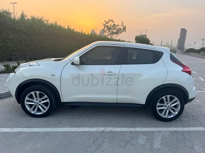 Nissan Juke 2014 full option63226745896450111