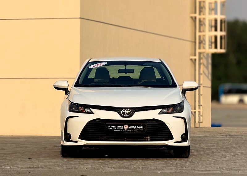 Toyota Corolla 1.6L 2024 GCC original paint, full option, accident-free, excellent condition 1042P.M63412311511297111
