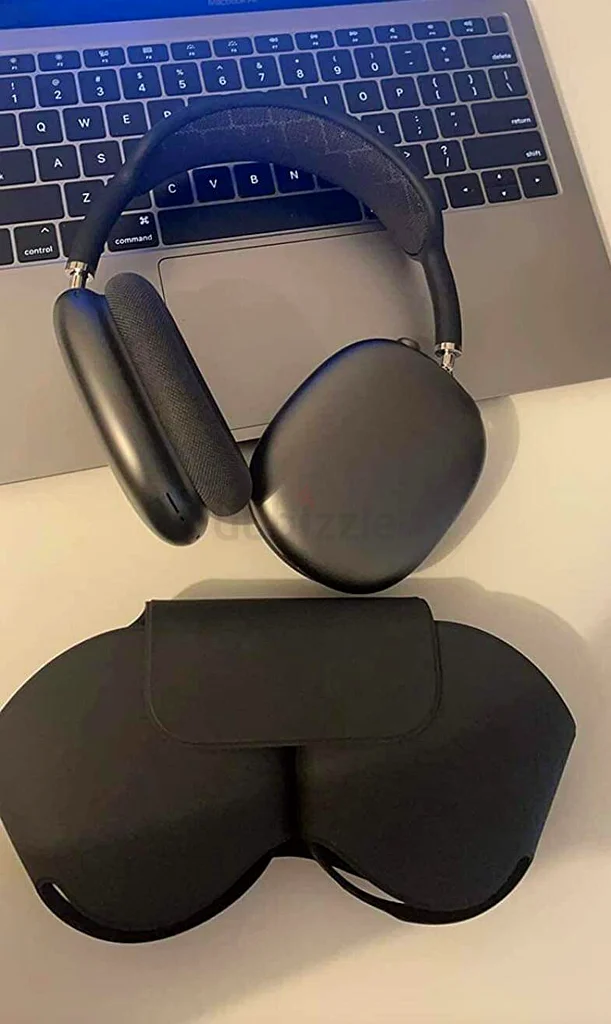 Apple air pods max Noise-Cancelling Headphones - Perfect for Music Lovers!63264090479107111