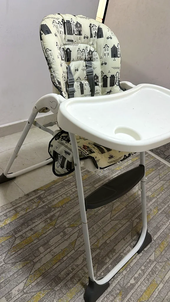 Stylish Joie High Chair for Sale - Perfect for Mealtime!63230708988417111