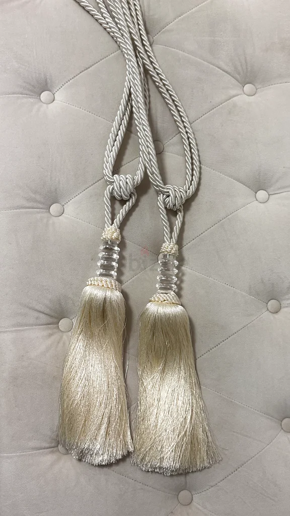 -50% Curtain Ties, 2 items63189617644417110