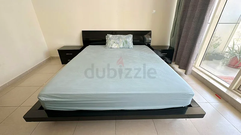 طقم غرفة نوم أو شراؤها بشكل منفصل63185231572355114