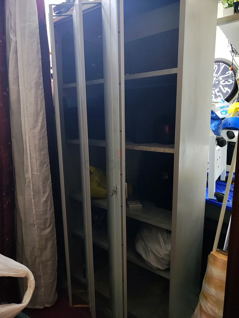 Cupboard63211421839873111