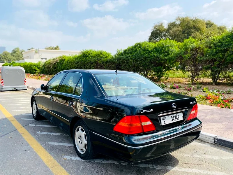 لكزس LS 430 2002 موديل اليابان | نظيفة ومُحافظ عليها جيدًا | 18,500 درهمًا إماراتيًا63225702837890117