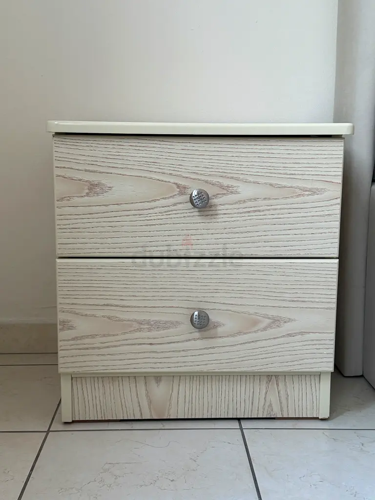 Side Tables (2 pieces)