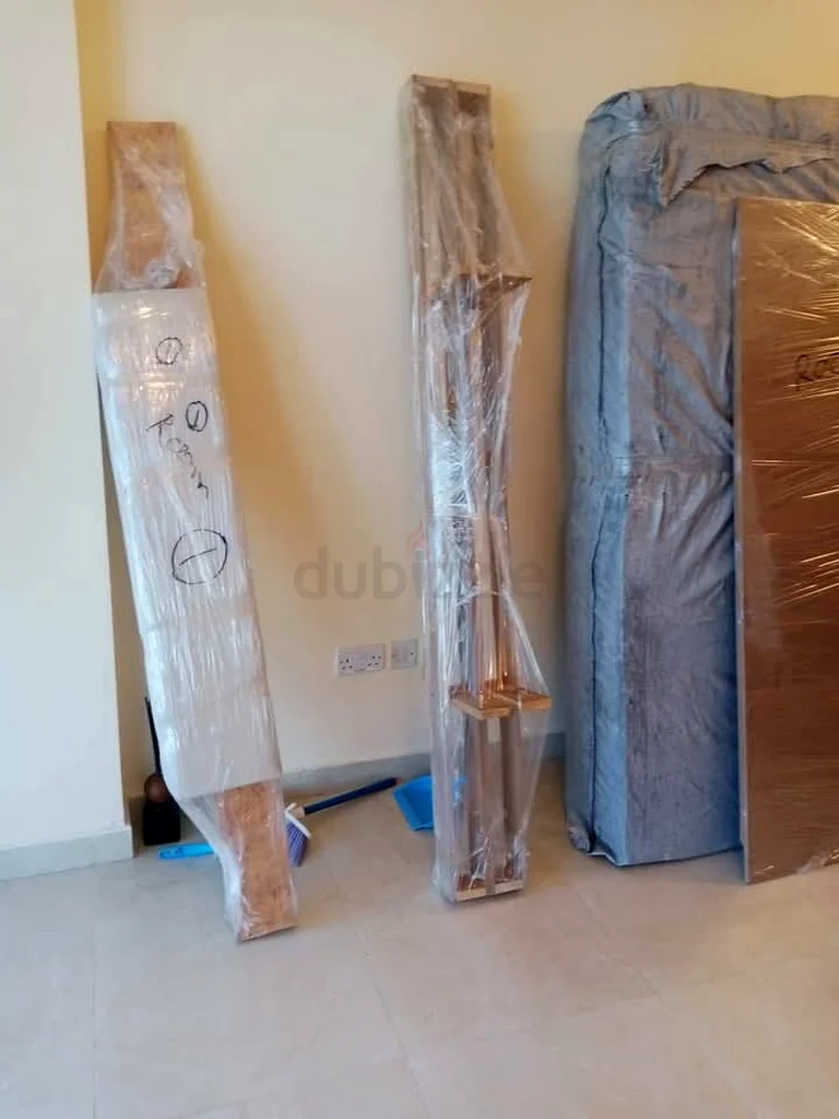 عمال نقل الأثاث الطارق63185763868033111