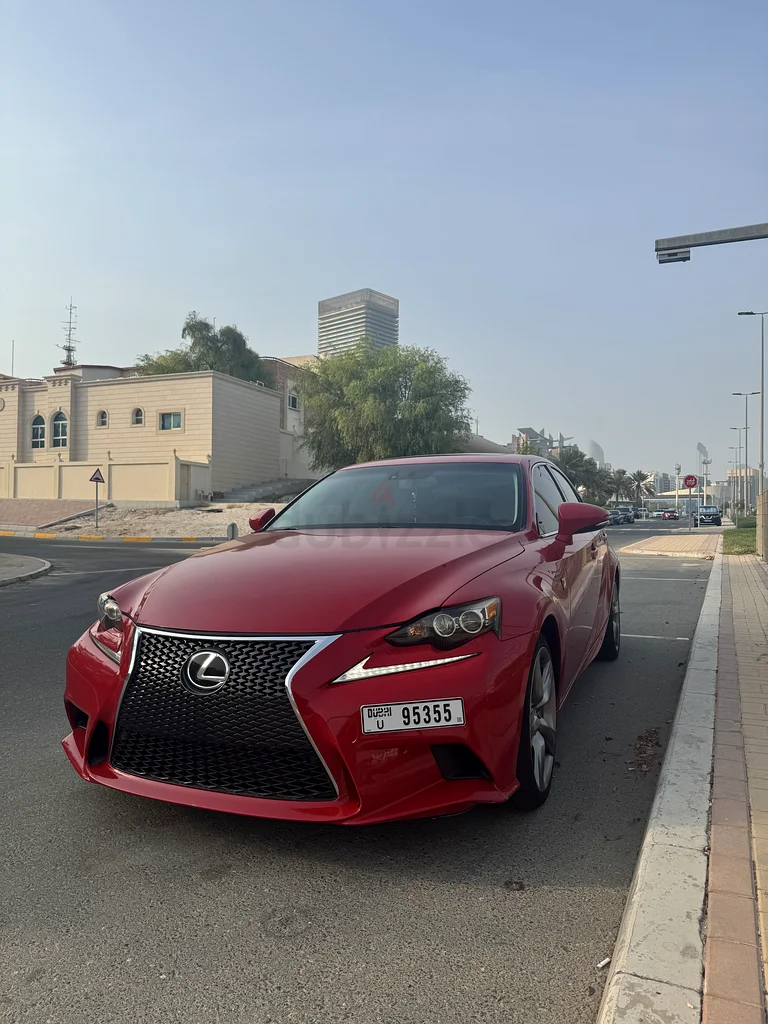 لكزس IS35063398642055298119