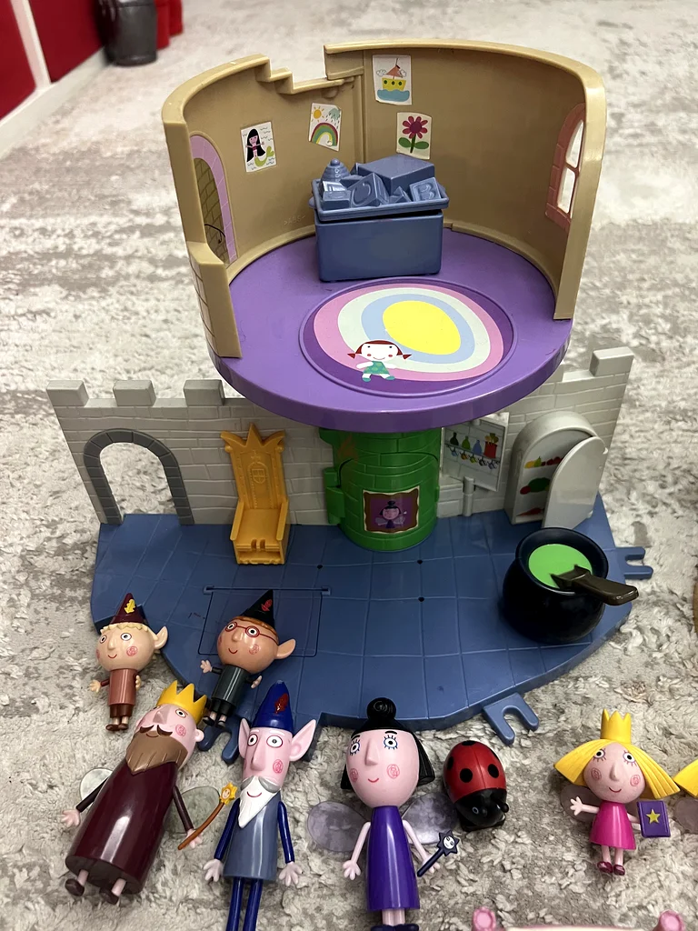 Ben and Holly dollhouse63204251074947111