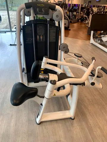 Technogym Upper Back Machine