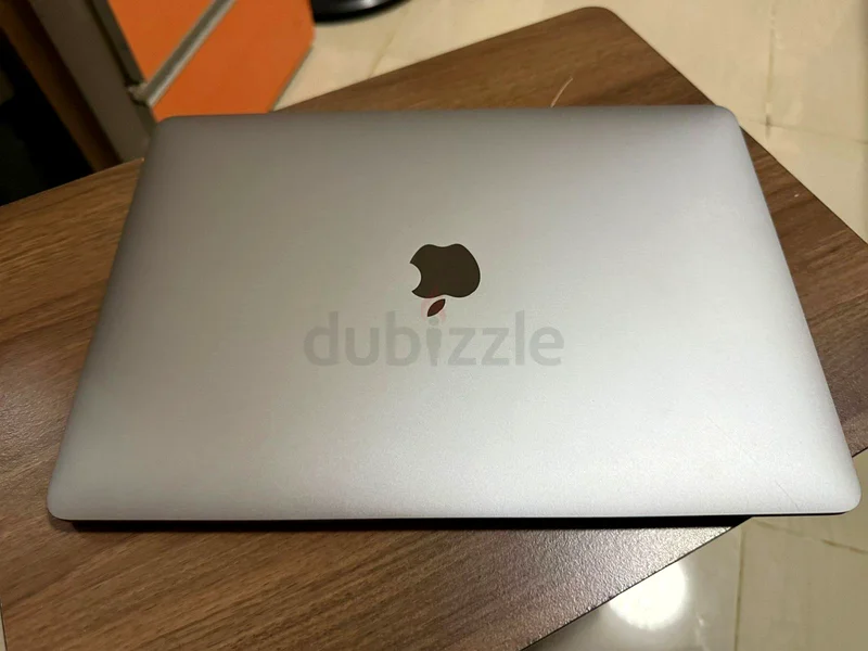 Apple MacBook Air 2020 - كمبيوتر محمول أنيق وقوي للبيع! .. وكأنه جديد!  
مستخدم قليلاً، بحالة ممتازة63254997113729112