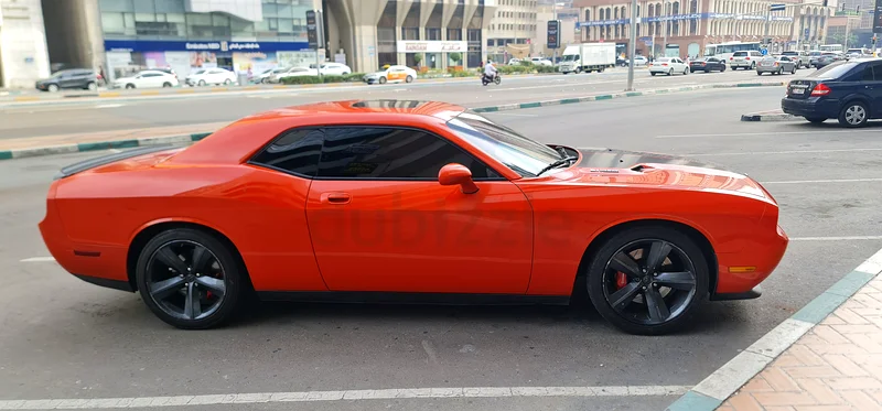 دودج تشالنجر SRT8 نظيفة للغاية 201063223818990209113