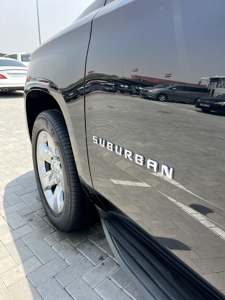 Chevrolet SUBURBAN Z71 Gulf specification, agency paint, except for one part, extremely clean.63398555853442114