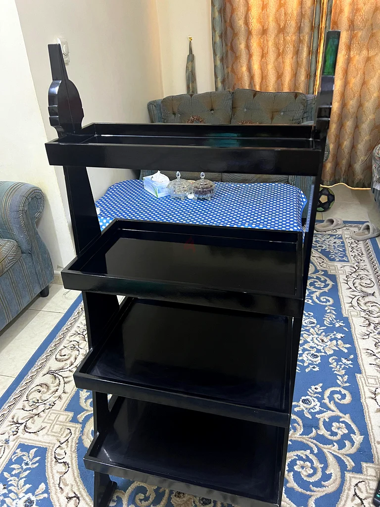 Elegant Black Wooden Shelf Unit - Perfect for Home Storage!63216837847809111