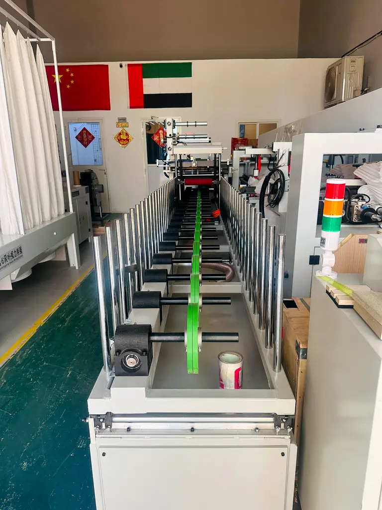 Lamination wrapping machine63257633695873113