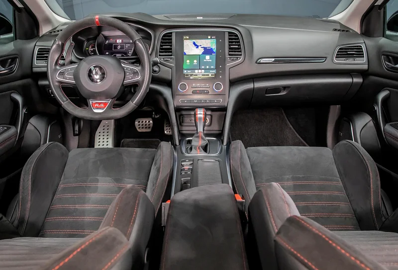 1,895x60 0% DP • 2020 Renault Megane RS Premium 280 BHP • Warranty Available63221826182530114