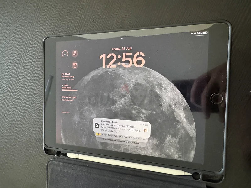 iPad 9th Generation (Wi-Fi) 64GB + Apple Pencil (1st Gen)  – Great Condition63184226884098114