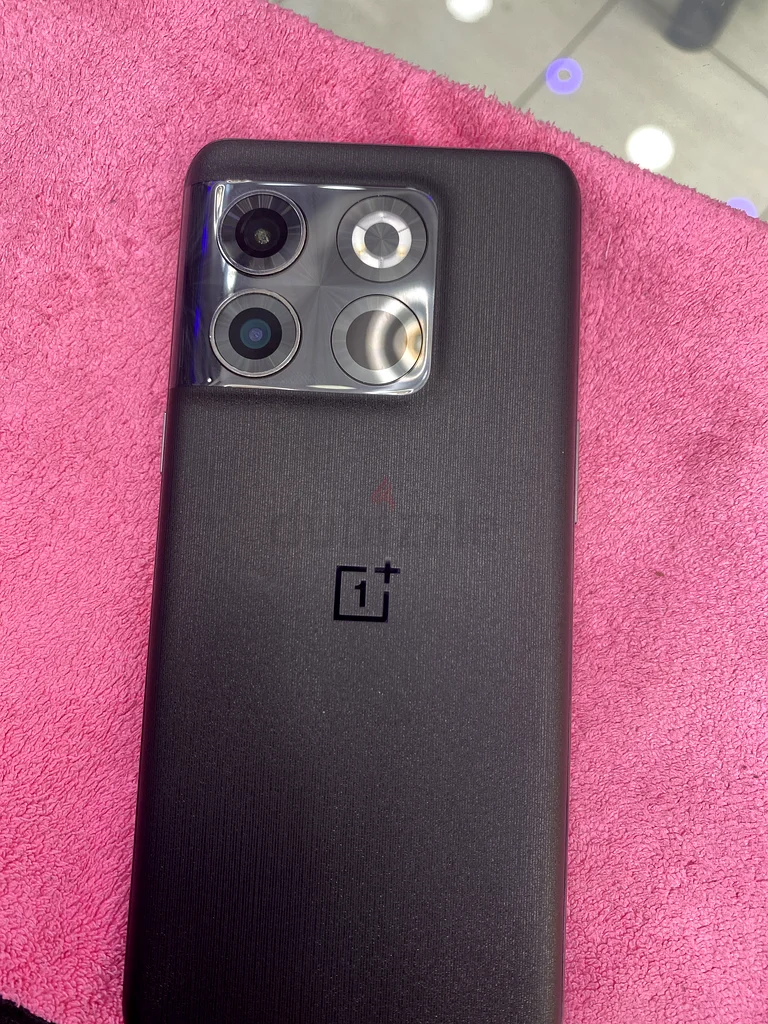 OnePlus 10 T - Powerful Performance with Stunning Cameras!631808400596491118