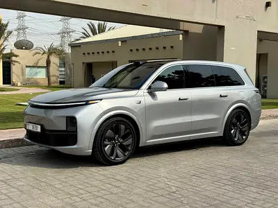 صورة 4 لـ 2025 LI AUTO L9