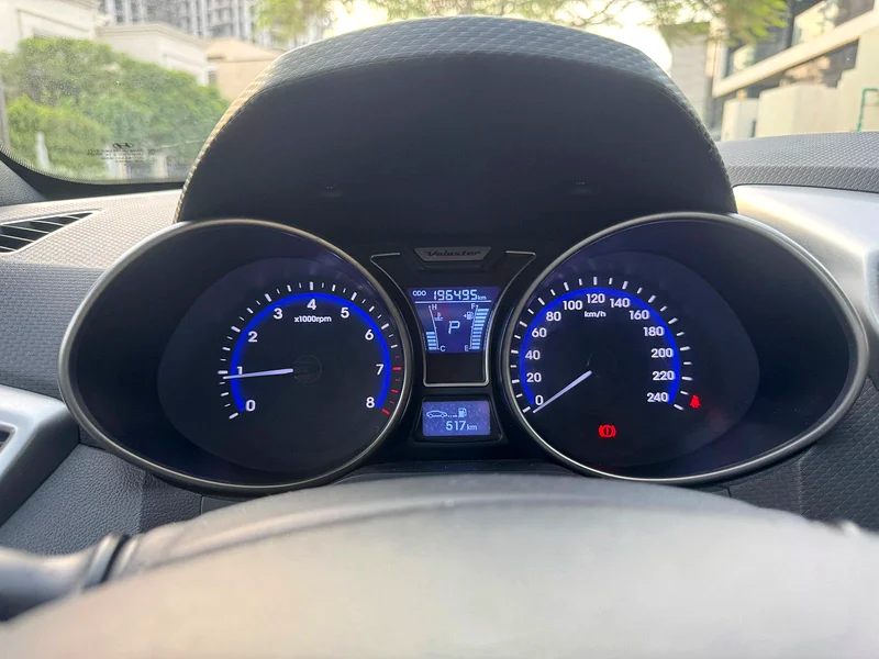 Hyundai veloster GCC 201663406906233091111