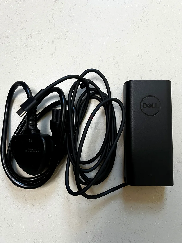 Laptop charger632645915856661124