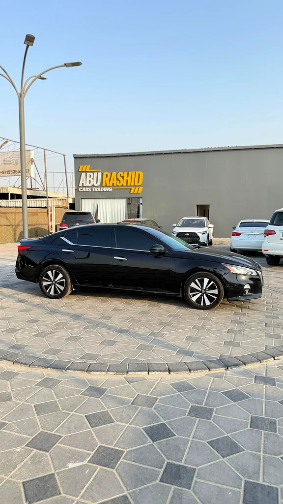 Nissan Altima SV 201963399970570370112