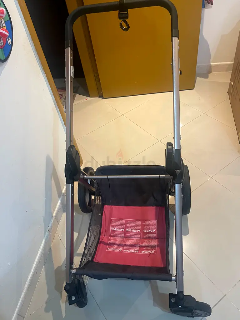 Versatile Stroller for Your Little One63205360682754111