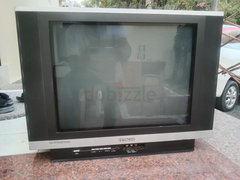 Hitachi 21  CRT Television632640891983391124
