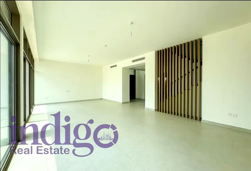 بجوار الحديقة | فيلا منفصلة | النوع دال63218289124738112