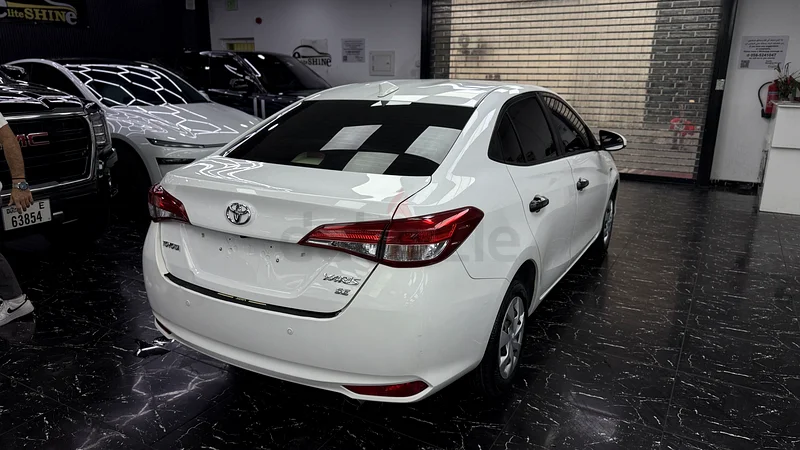 Toyota Yaris 2017 GCC 1.5  
Very clean interior and exterior  
All services completed, just buy and drive63399944470403113