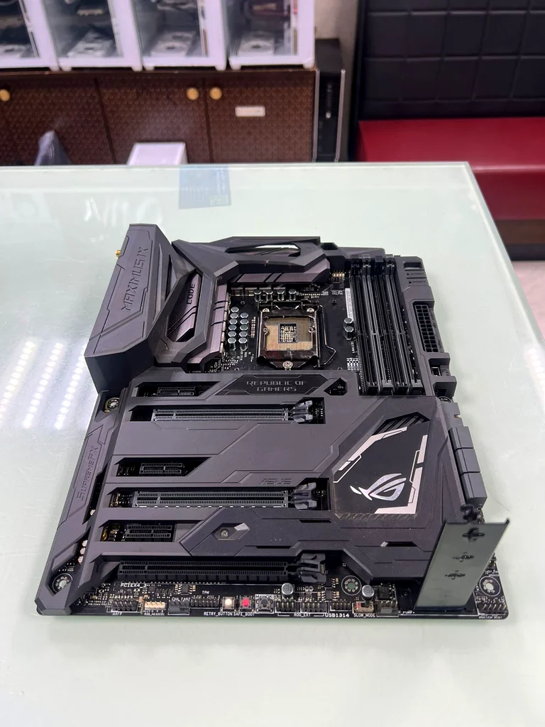 ASUS ROG MAXIMUS IX FORMULA | Motherboards 6th 7th Gen (Without Io Shield)63258146365953114