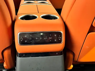 صورة 16 لـ 2025 LI AUTO L9
