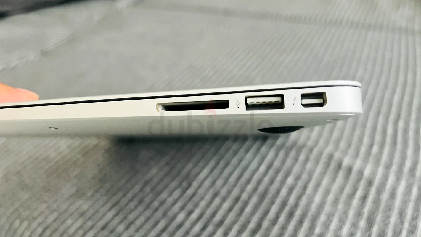 MacBook Air63164782760834115