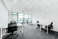 Fully serviced open office space for rent for you and your team in Sharjah, Sahara Healthcare City D