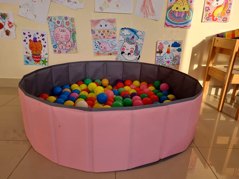 حفرة كرات بألوان زاهية63230186001667111