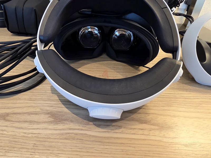 PS VR 2 barely used no box63262932688513115