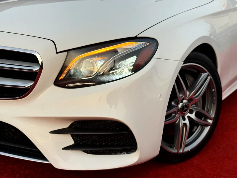 Mercedes E300 imported from Germany, clean title, in agency condition with an excellent offer price.63230142611843113