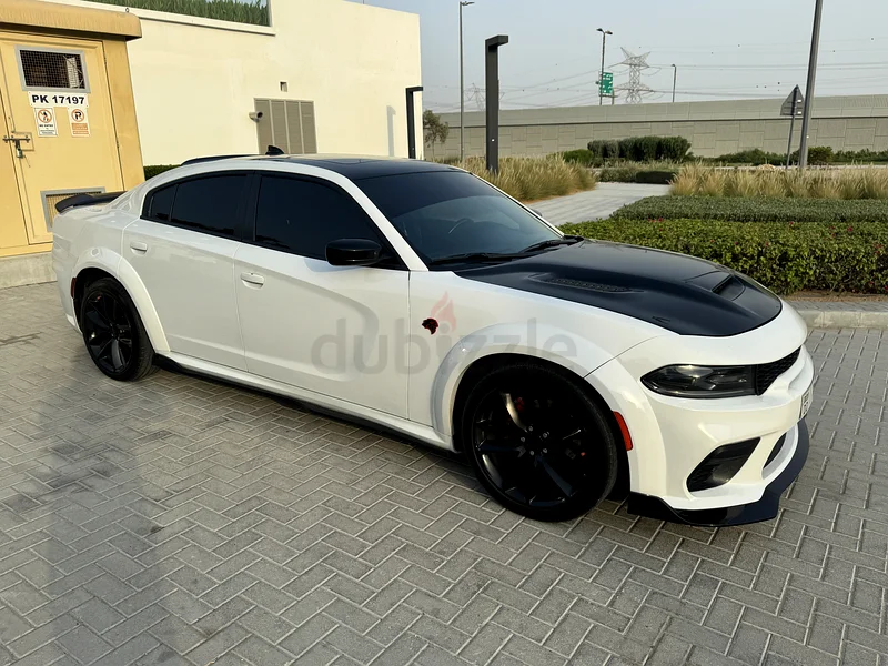 Dodge Charger SXT 2020 |  SRT Wide Body Kit | Excellent Condition | Canadian Specs63398537311874111