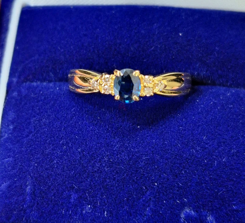 18k Gold Natural Diamond and Sapphire63240634797955112