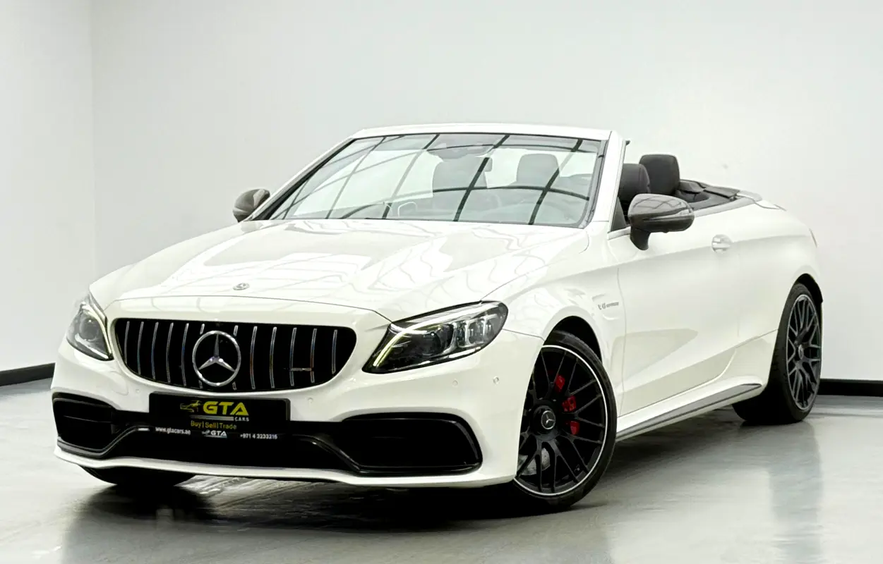 Mercedes-Benz C-Class 2019 — photo 1 of 17