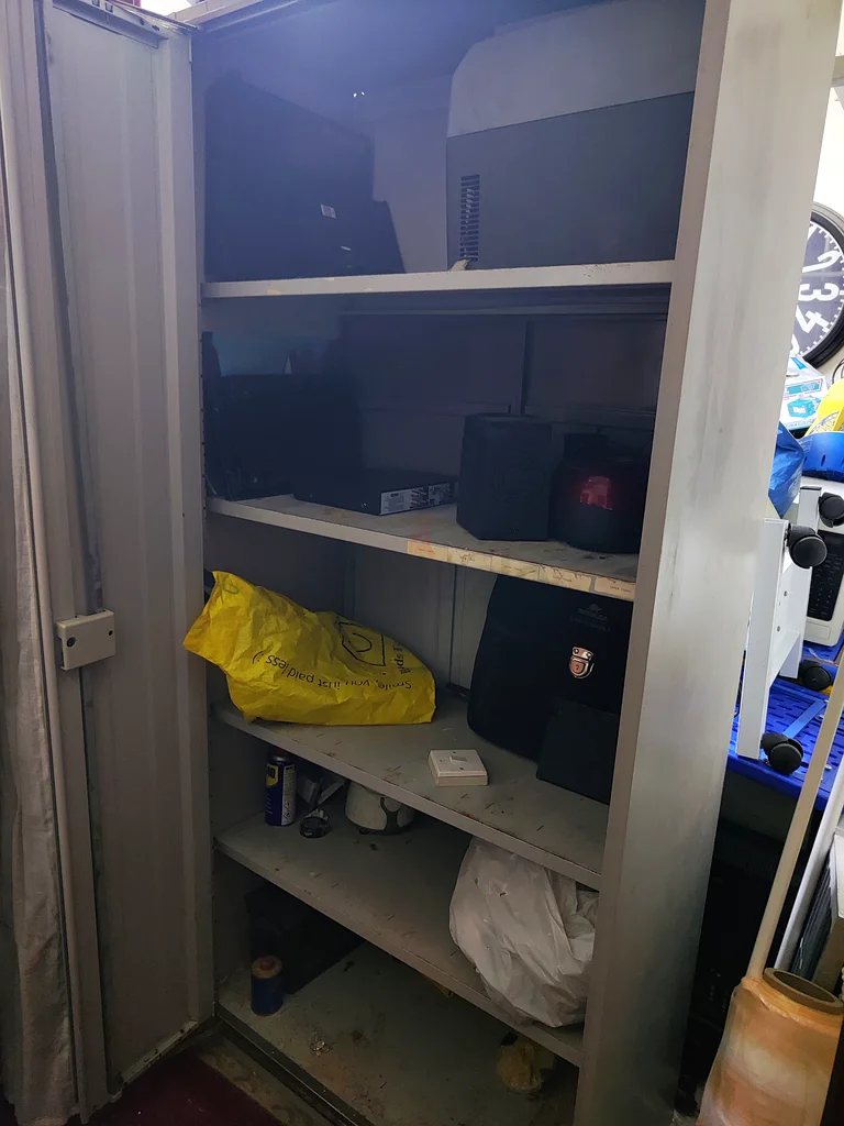 Cupboard63211421839873112