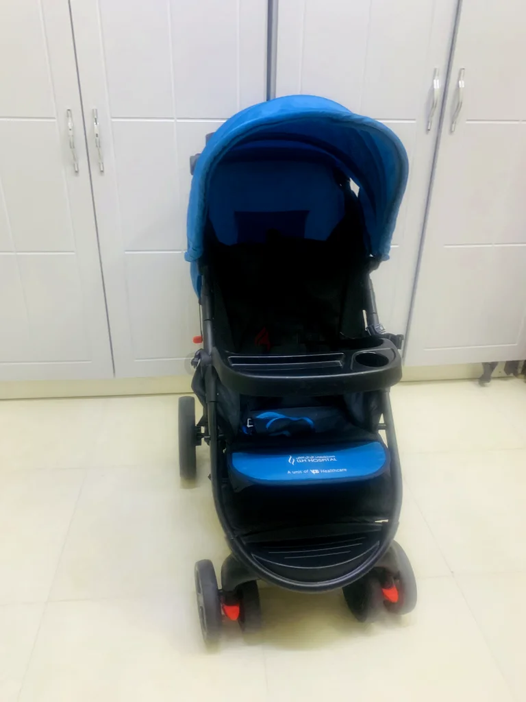 Stylish and Reliable Blue Stroller for Your Little One!63230708928129113