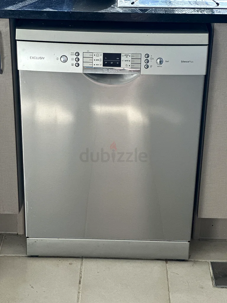 Bosch Exclusive 3 Racks Dishwasher very good condition63261286244097113