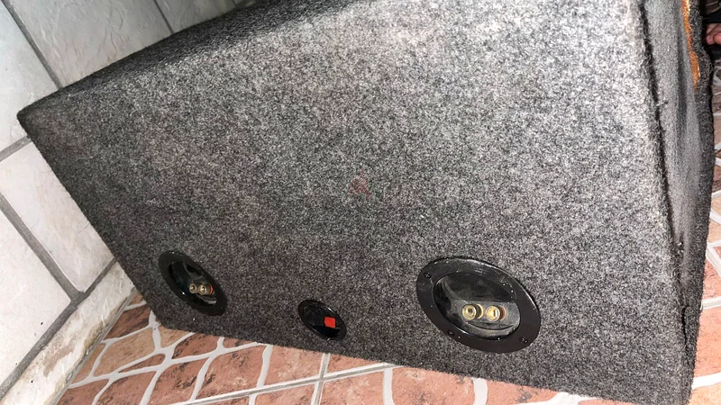 Dual 10 Bandpass Subwoofer/speaker Box – Universal Fit, Tuned Bass.63259692650243112