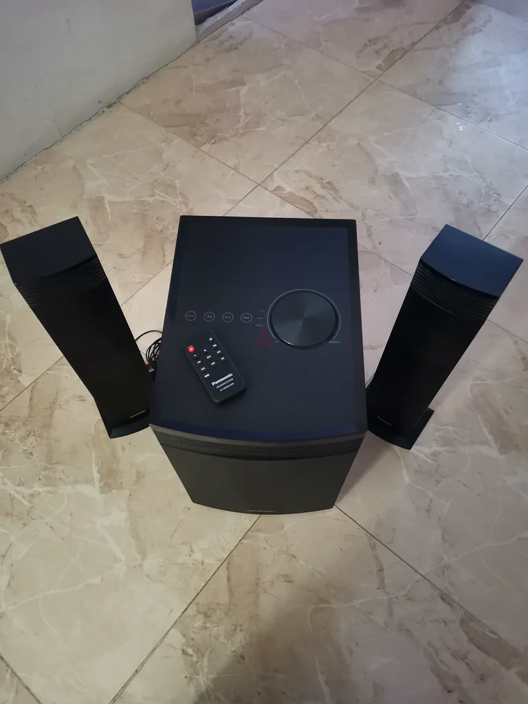 نظام مكبرات صوت باناسونيك ثنائي القناة مع قناة مركزية63260741173891111