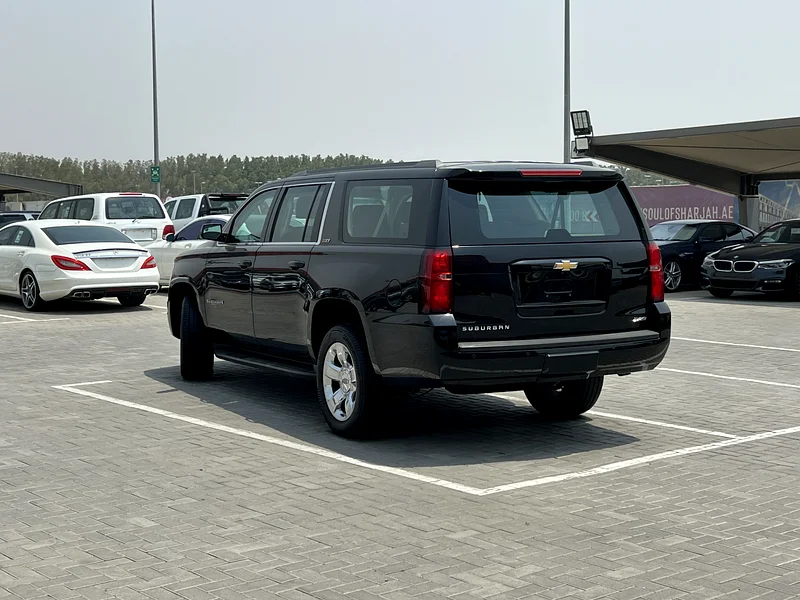 Chevrolet SUBURBAN Z71 Gulf specification, agency paint, except for one part, extremely clean.63398555853442111
